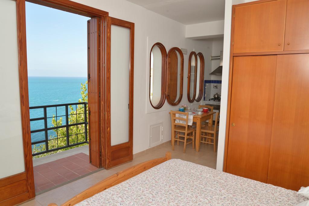Marco Polo Casa Vacanze Pollina Exterior photo
